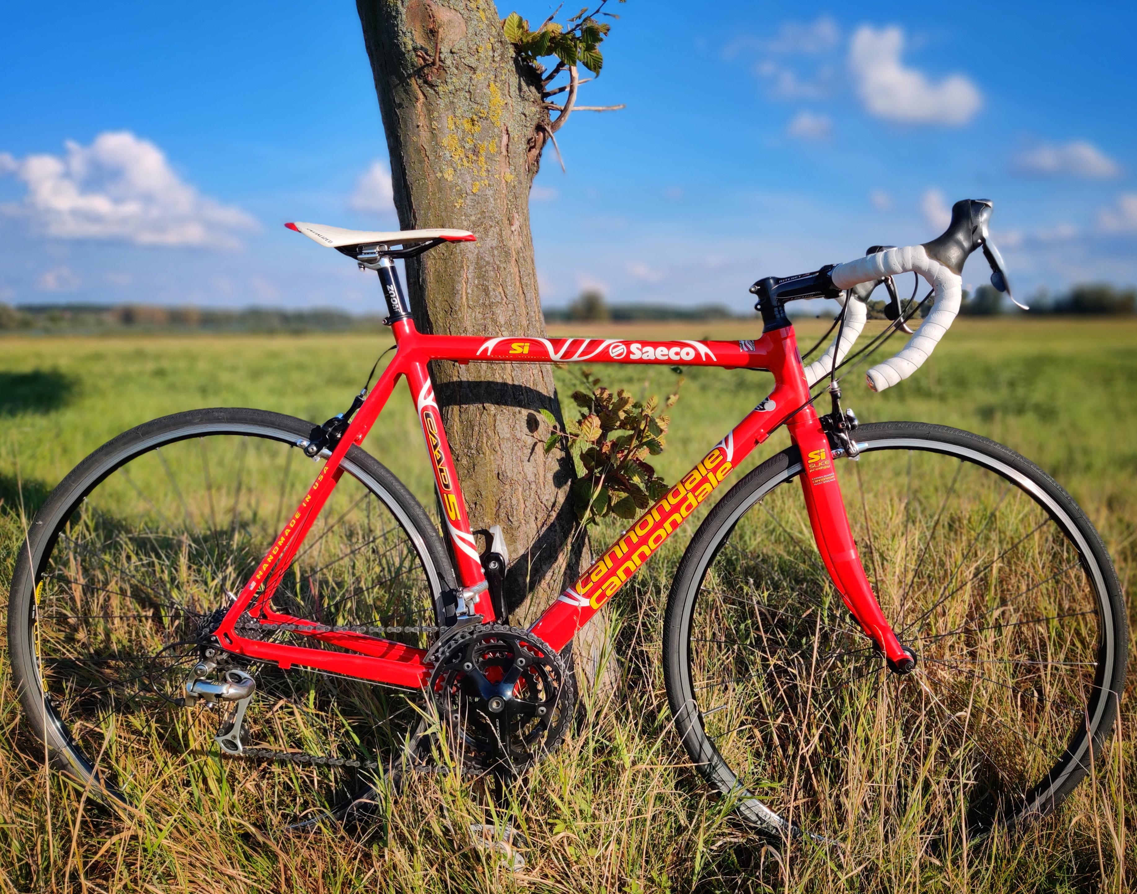 NBD: Cannondale CAAD5 Saeco 2002。追加のサイズと価格情報はコメント