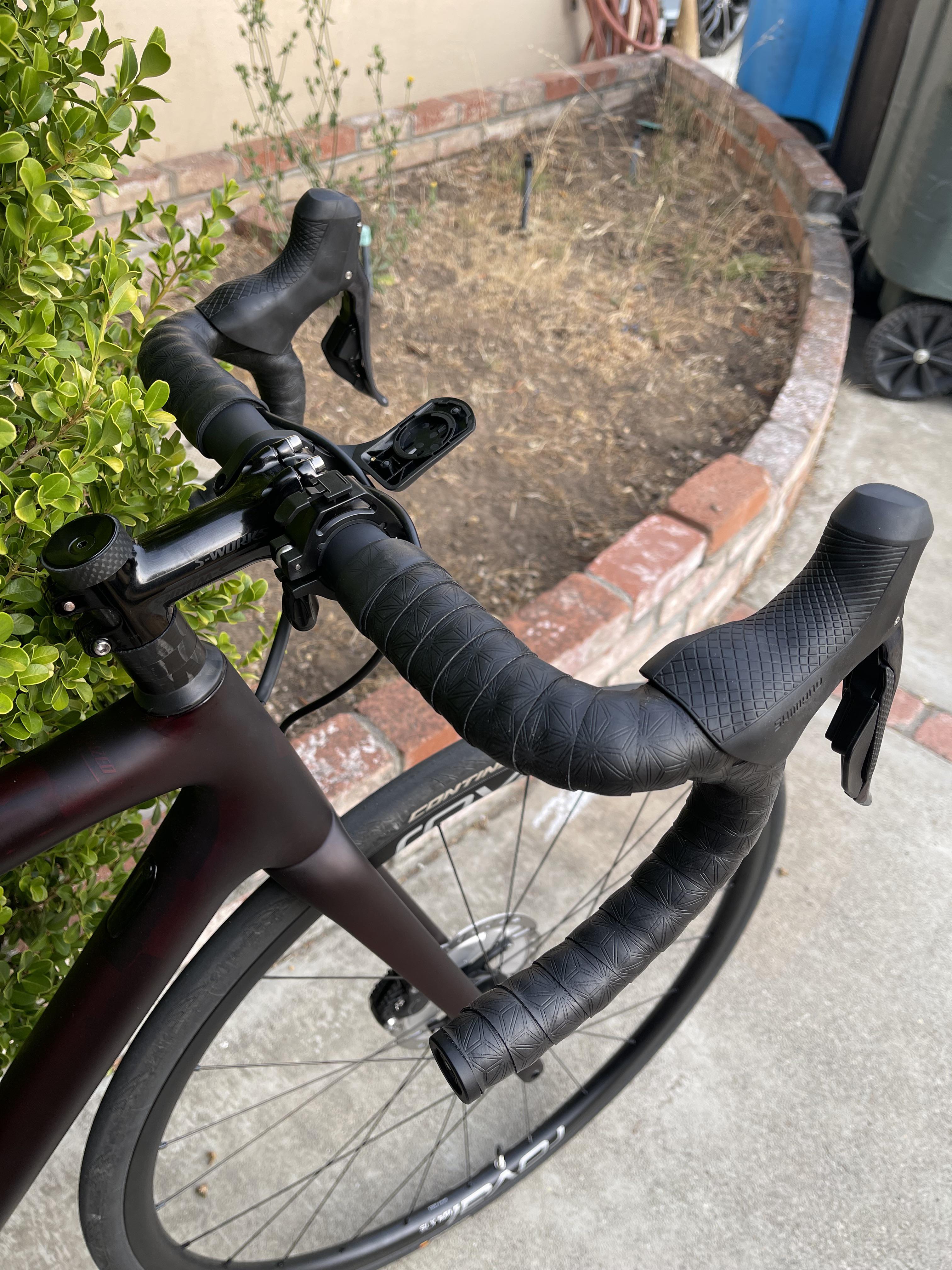 S-WORKS CARBON SHALLOW ROAD BAR S-WORKS CARBON SHALLOW ROAD BAR 幅