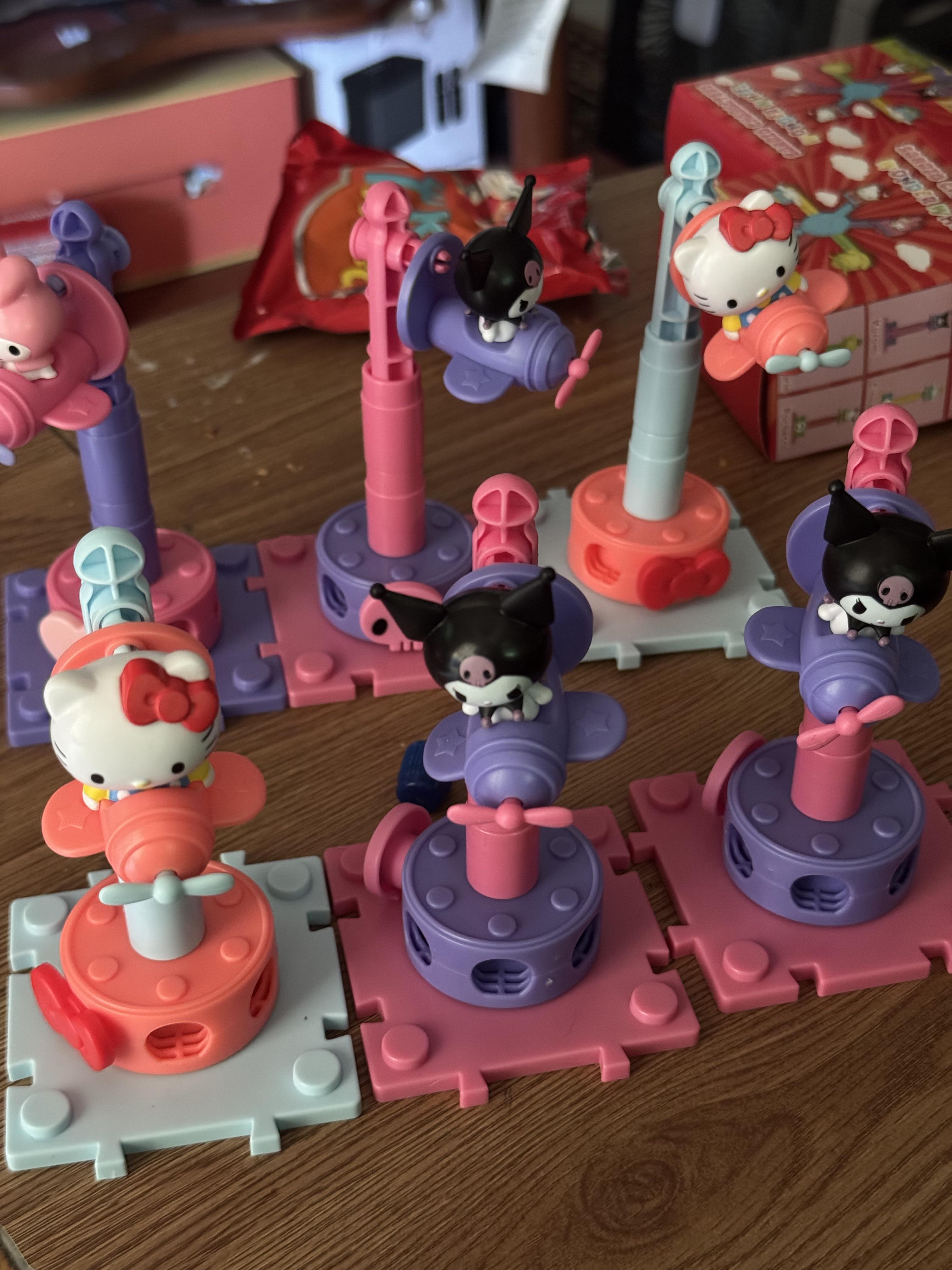 Jollibee x Sanrio 盲盒: r/Bacolod