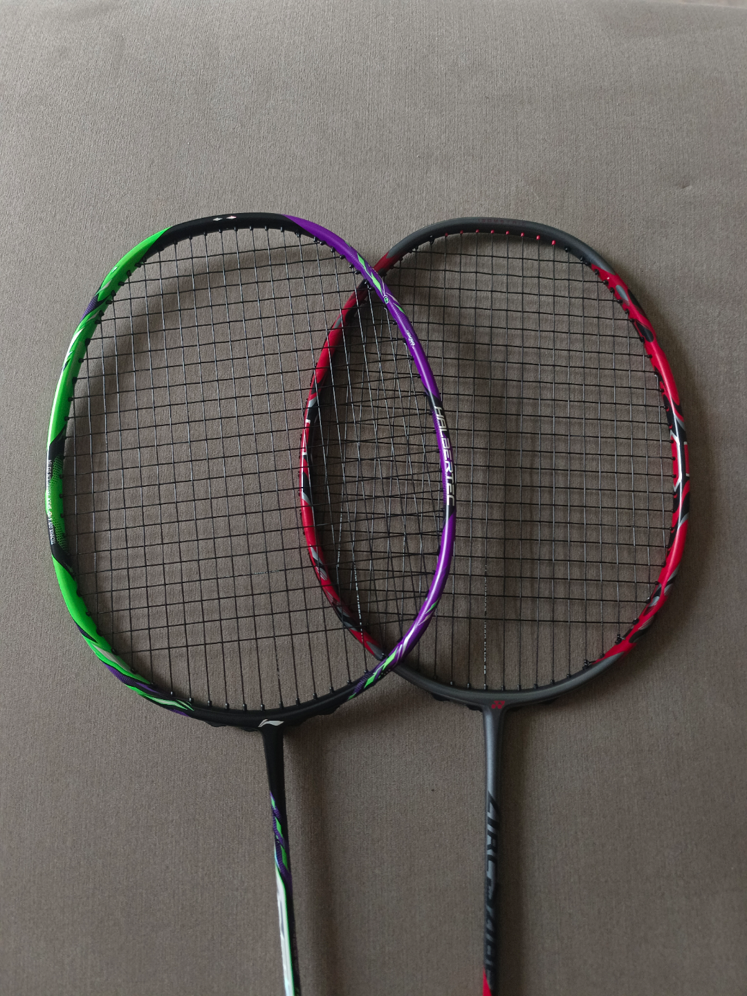 ハルバーテック9000と11プロの比較レビュー : r/badminton