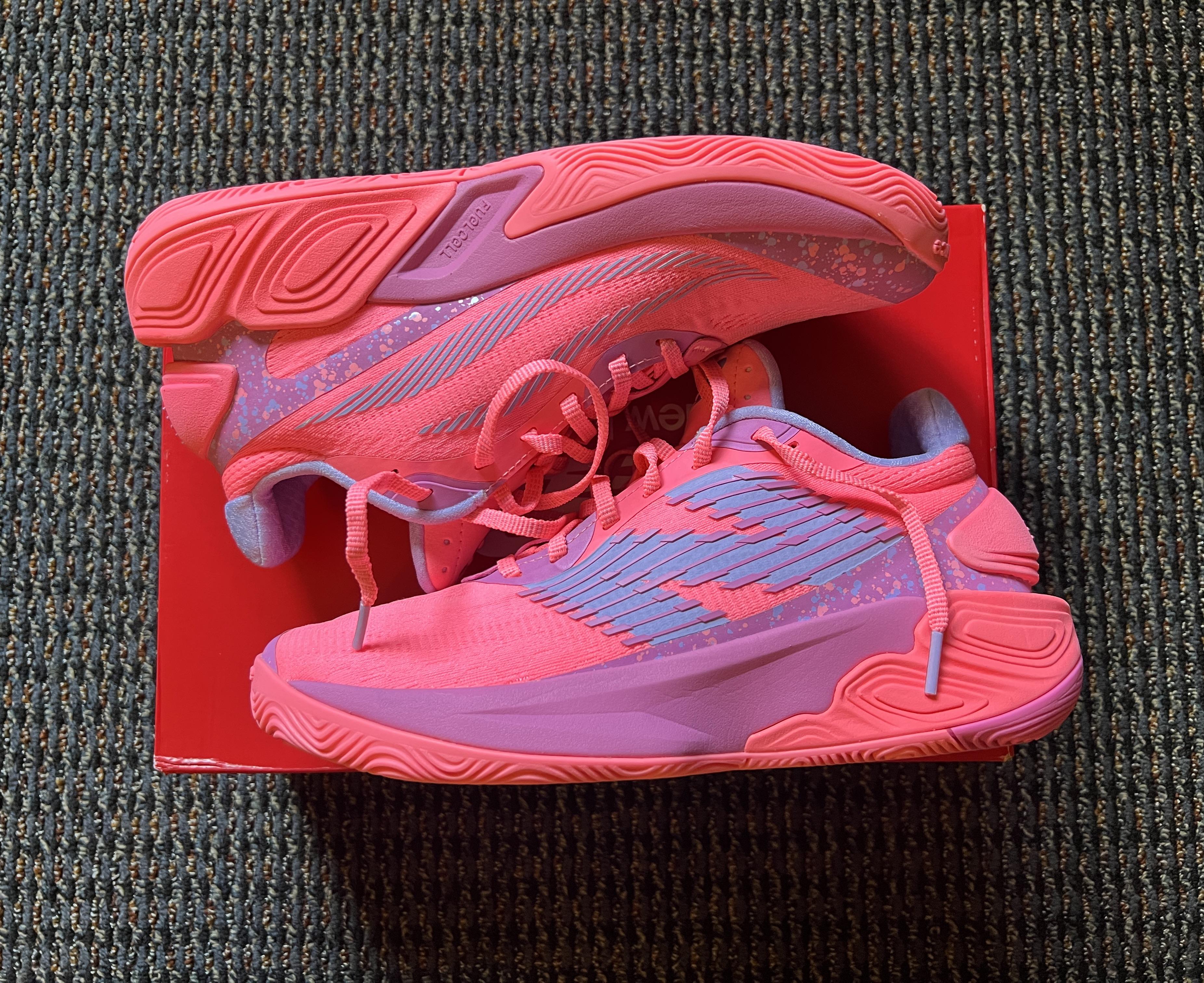 New Balance Two Wxy v5 : r/BBallShoes