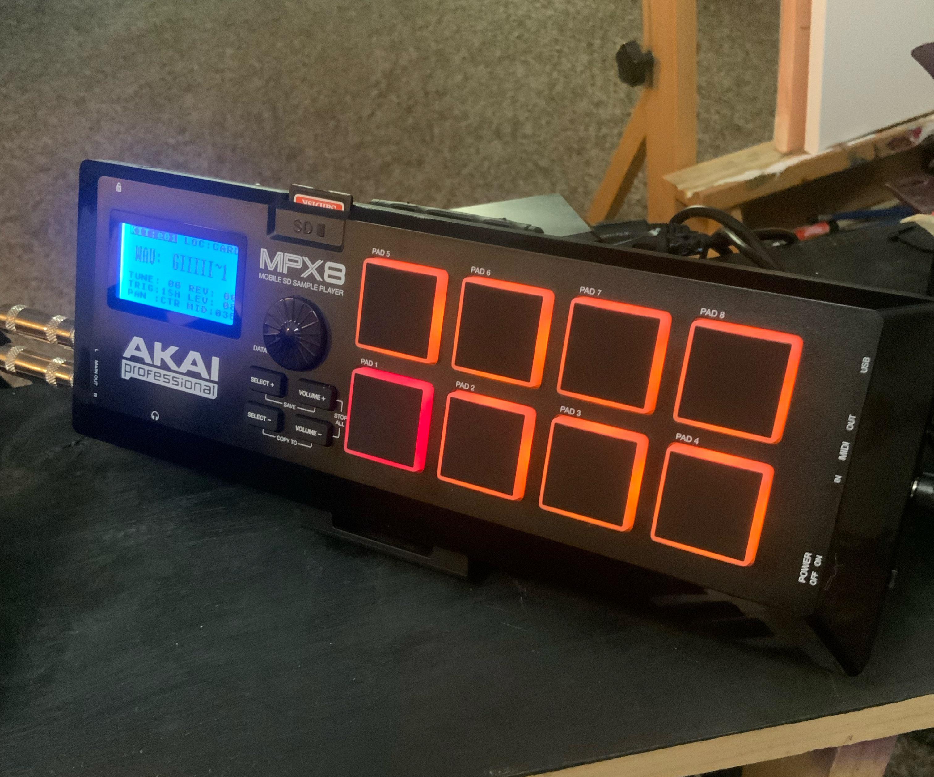 マジで過小評価されてるサンプルプレイヤーだと思う : r/synthesizers