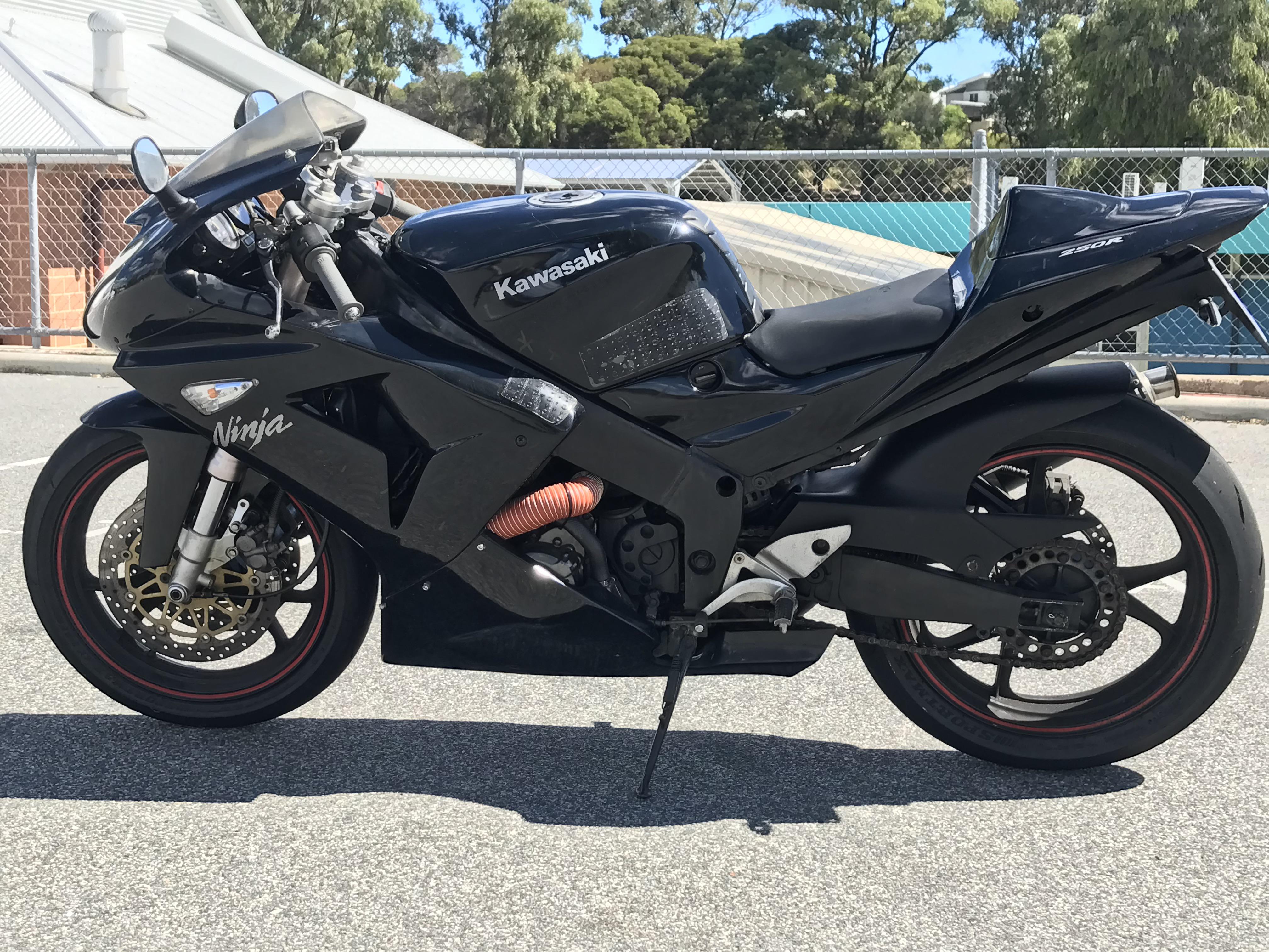 ZX2RR/ZXR250 : r/Kawasaki