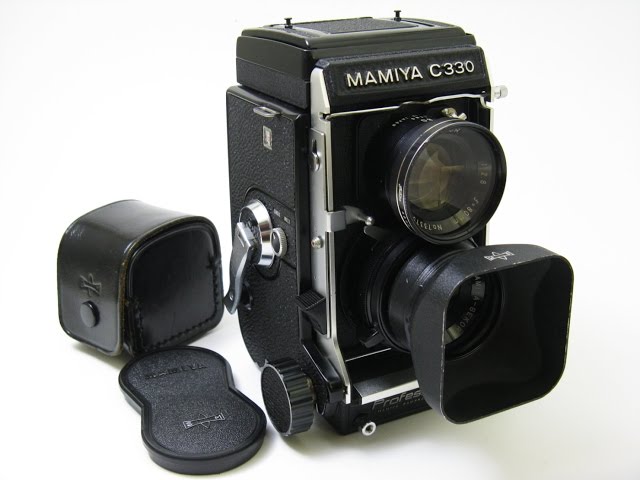 Mamiya C330 Professional + Sekor 80mm F2.8 - YouTube