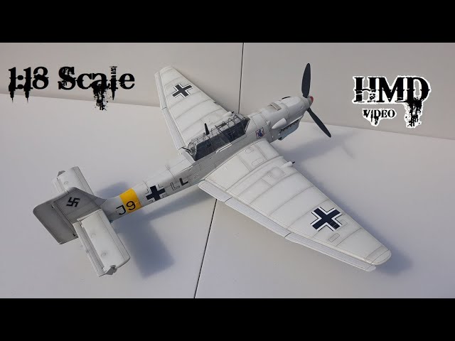 Unboxing 1:18 Luftwaffe Junkers Ju-87B Stuka Dive Bomber 