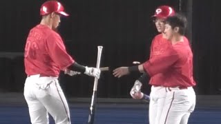 広陵高愛が半端ない！中村奨成の折れたバットの交換を上本パイセンが