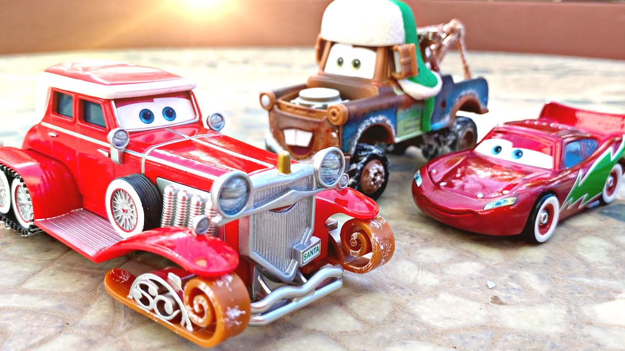 Mattel Mater Save Christmas 3-Pack Santa Car Winter Mater