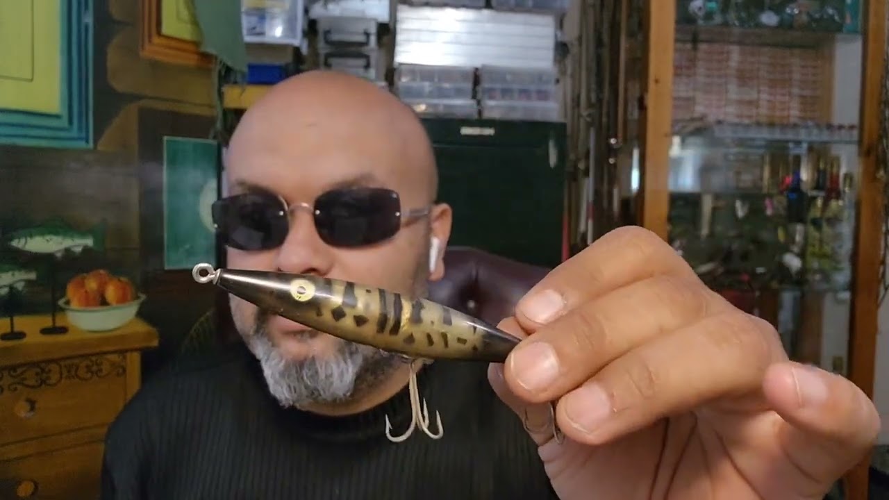 Topwater gems in your 1970s Tackle Box! Heddon Dying Flutter