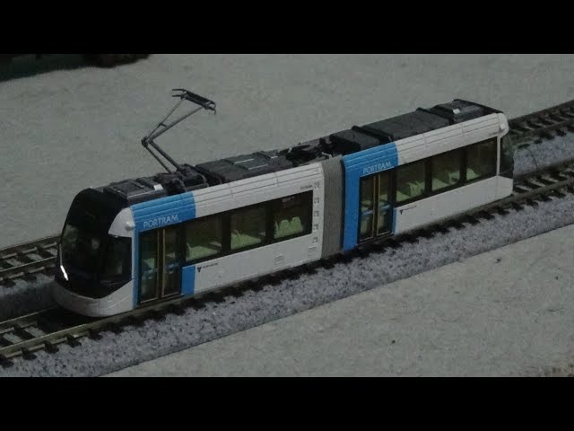 Kato 14-801-4 | Portram Toyama Blue TLR0606 | N Scale | Model Tram