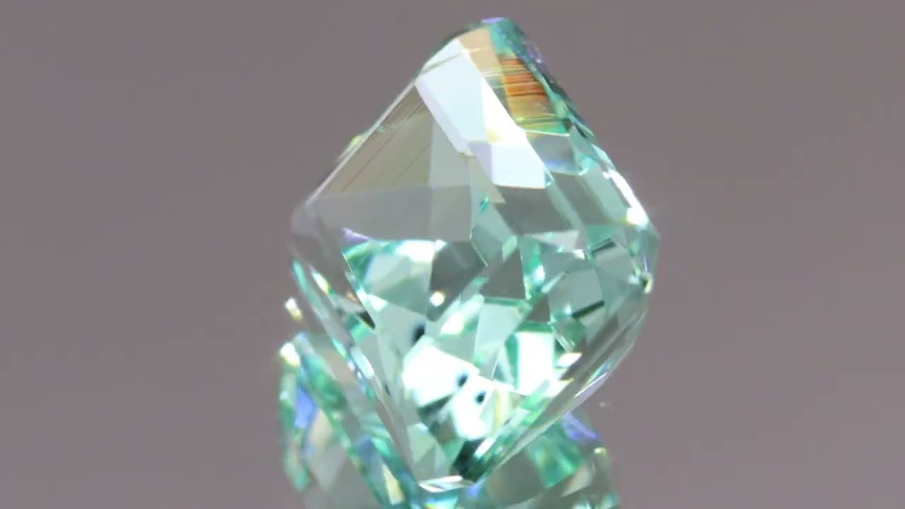 天然グリーンベリル 1.79ct 【爽快ミントカラー】 美品
