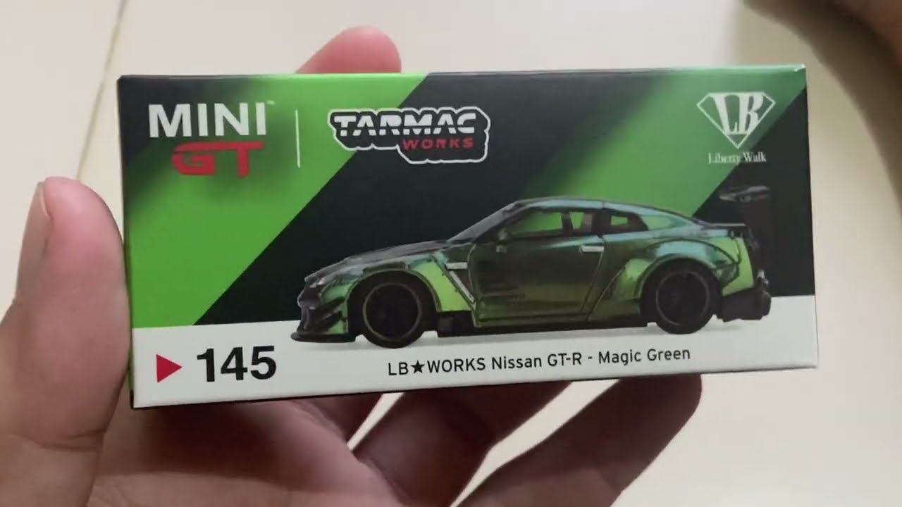 Mini GT 145 LB☆WORKS Nissan GT-R (R35) Magic Green Type 2, Rear