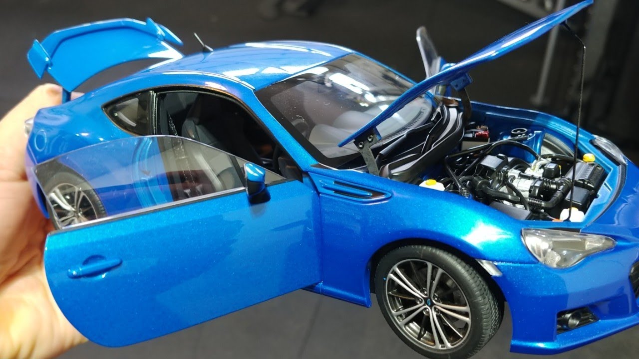 DIECAST UNBOXING - SUBARU BRZ 1/18 SCALE DIECAST MODEL CAR BY