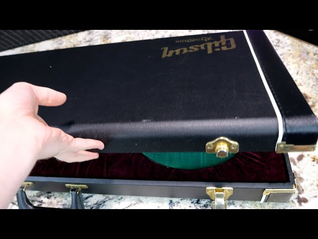 Gibson Only Makes This Guitar Shape for Japan! | Gibson Custom