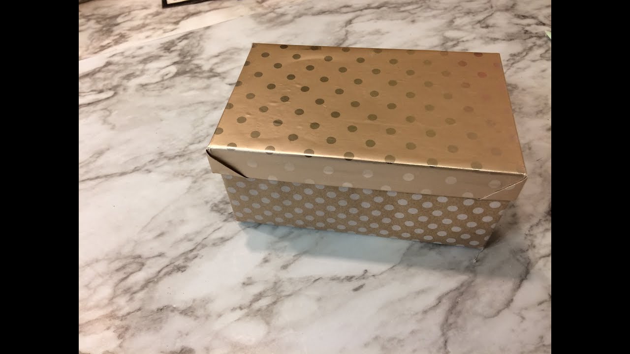 Wrap a Lidded Box to Coordinate With Your Wrapping Paper--Great