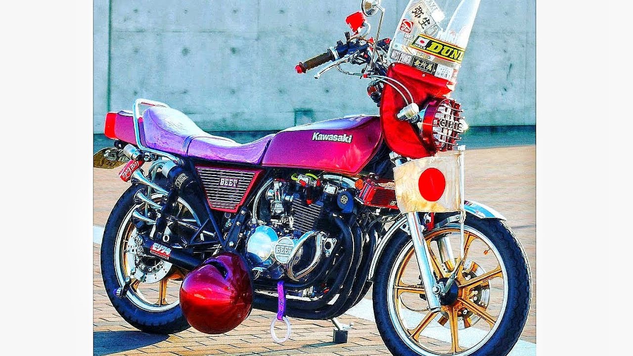KAWASAKI Z400FX モリワキマフラー 族ヘル インディーズバンド 風防 旗