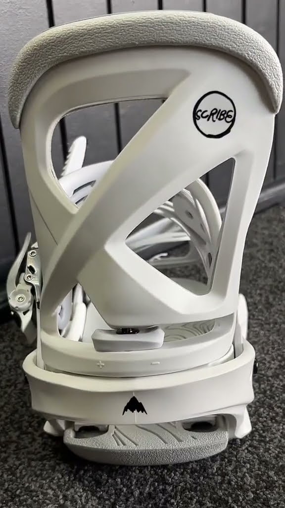 New Release Alert: Burton Women's Scribe Re:Flex Snowboard