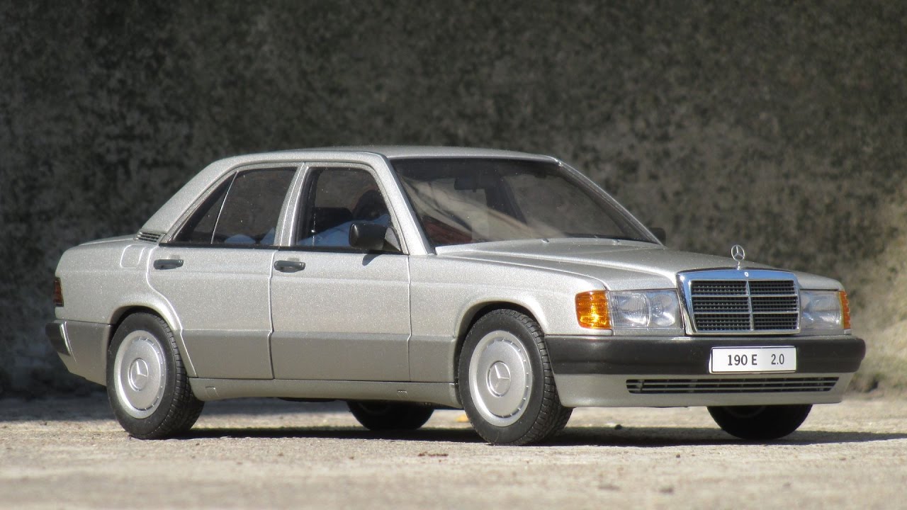 1:18 Mercedes-Benz 190E 2.0 '86 brilliantsilver - AutoArt
