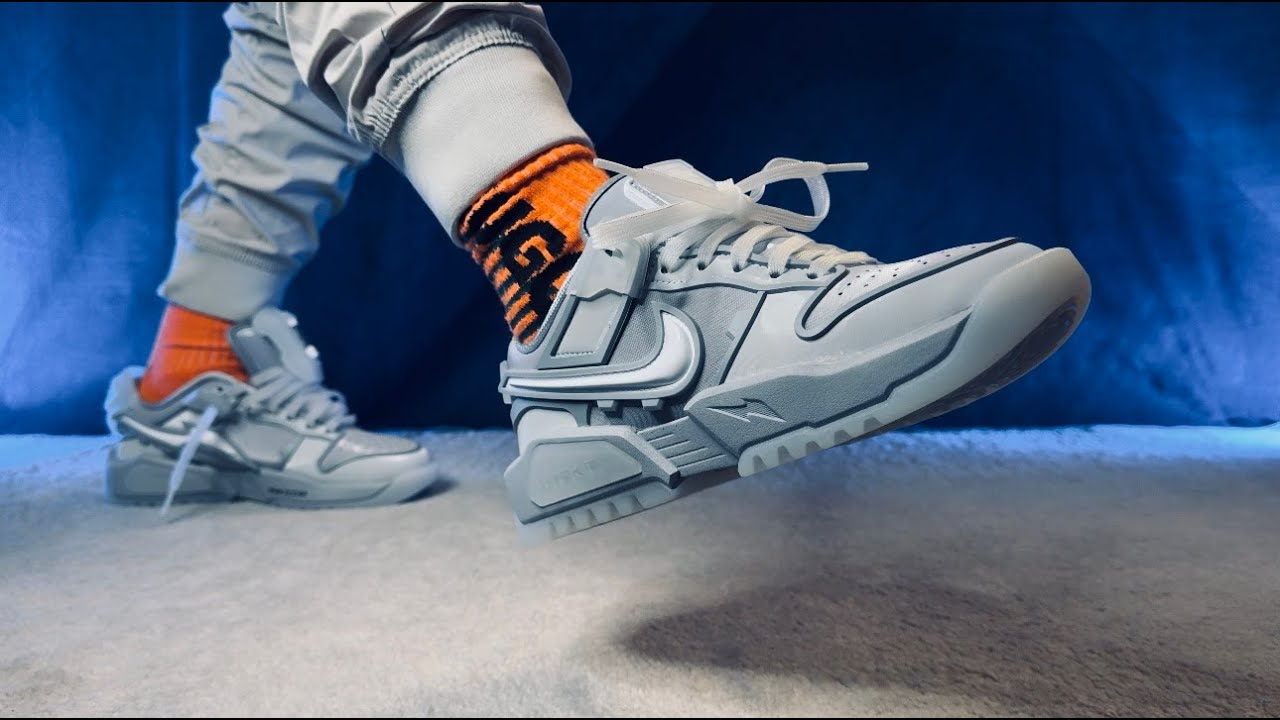 RTFKT x NIKE DUNK GENESIS 