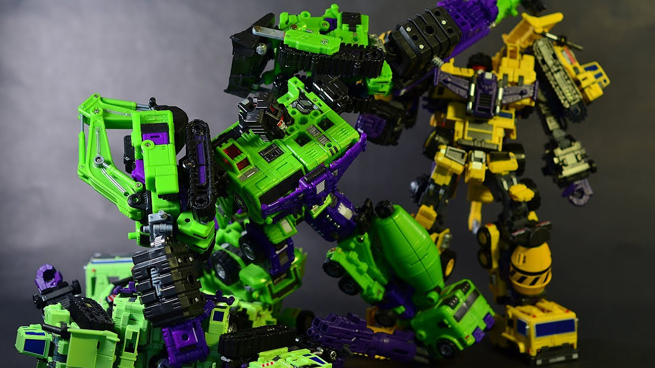 Toy Review: Comparison of MakeToys Giant, MakeToys Giant Type61