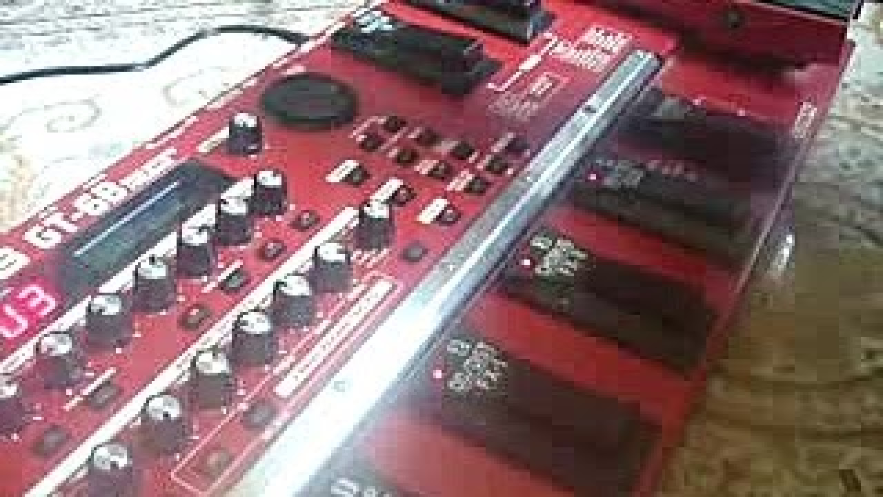 BOSS GT6B bass multi effects unit demo on Jaguar HH - YouTube