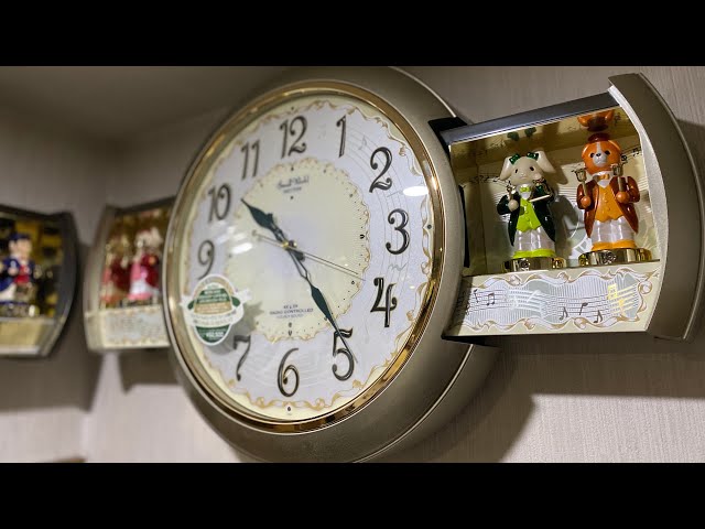 スモールワールド 音楽隊N からくり時計 - YouTube