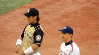 宮本慎也・稲葉篤紀2000本安打達成記念セレモニーに野村元監督登場