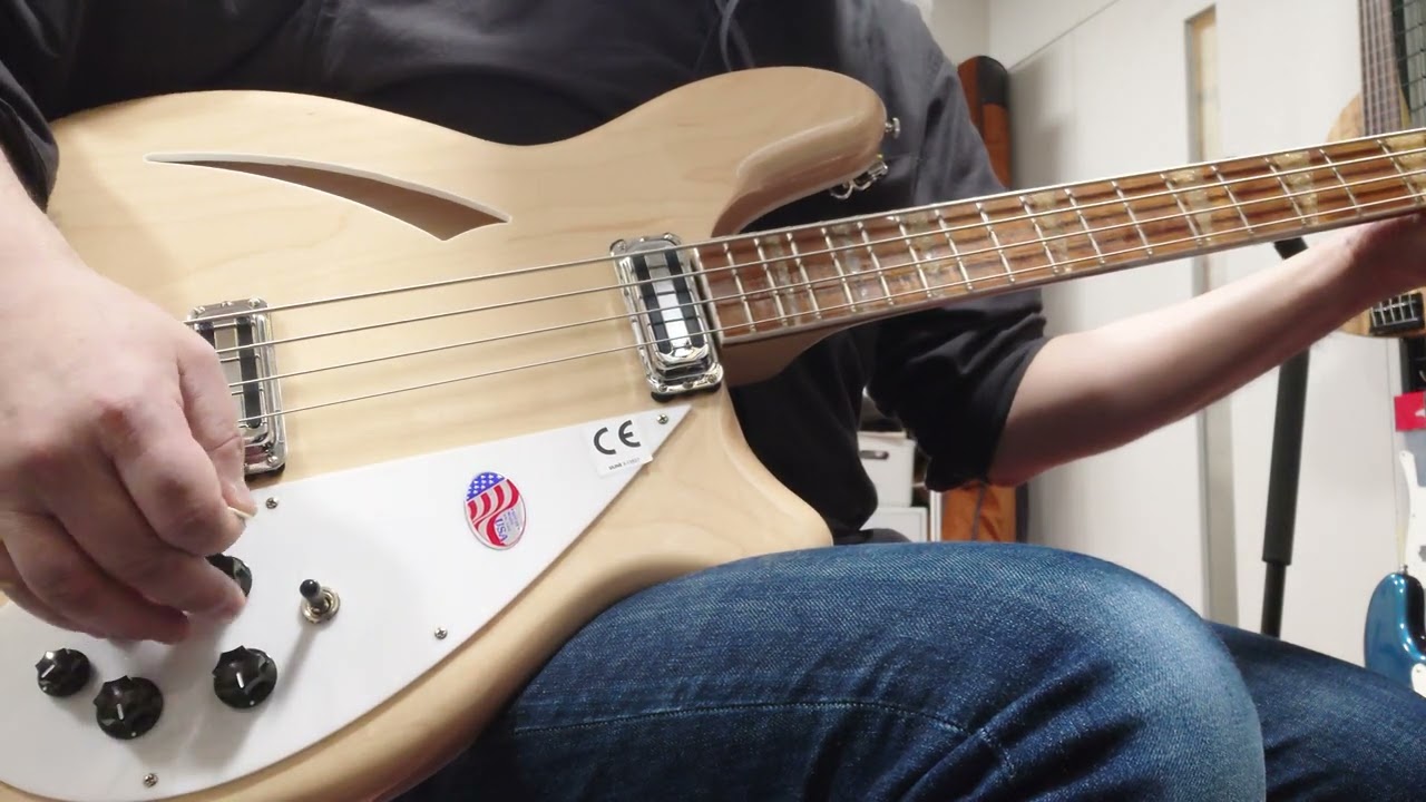 Rickenbacker 4005V Mapleglo DEMO - YouTube