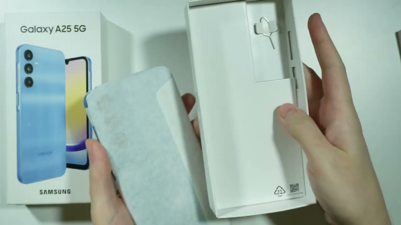 Samsung Galaxy A25 5G: Quick Unboxing - What Is Inside the Box