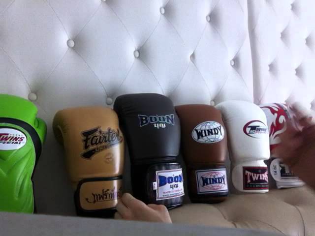 Yokkao Vintage Gloves 16oz vs Twins BGVL-3 Boxing Gloves 14oz
