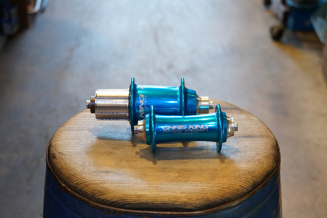 新入荷情報】CHRIS KING Classic Hub Turquoise | CULTURE CLUB