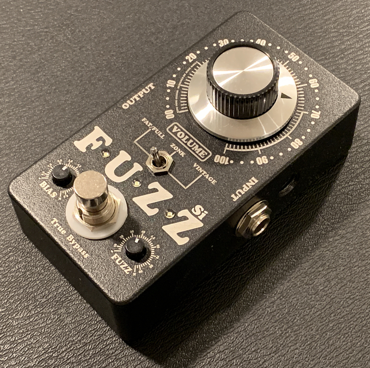 KingTone miniFUZZ Si | ChasingGuitars