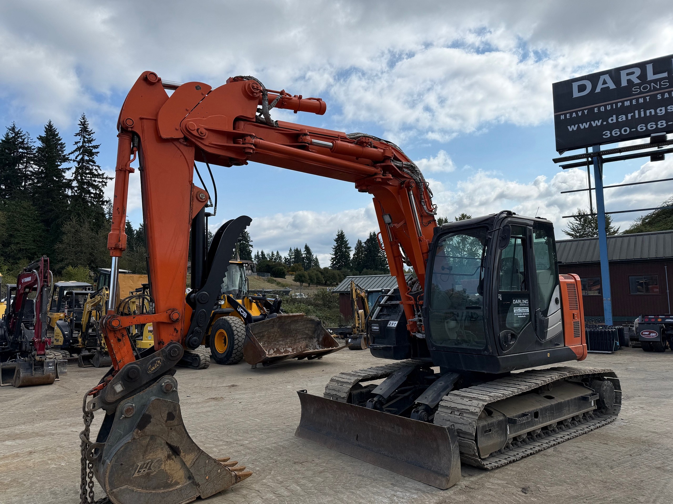 2016 HITACHI ZX135US-5 - Darling Sons Intl
