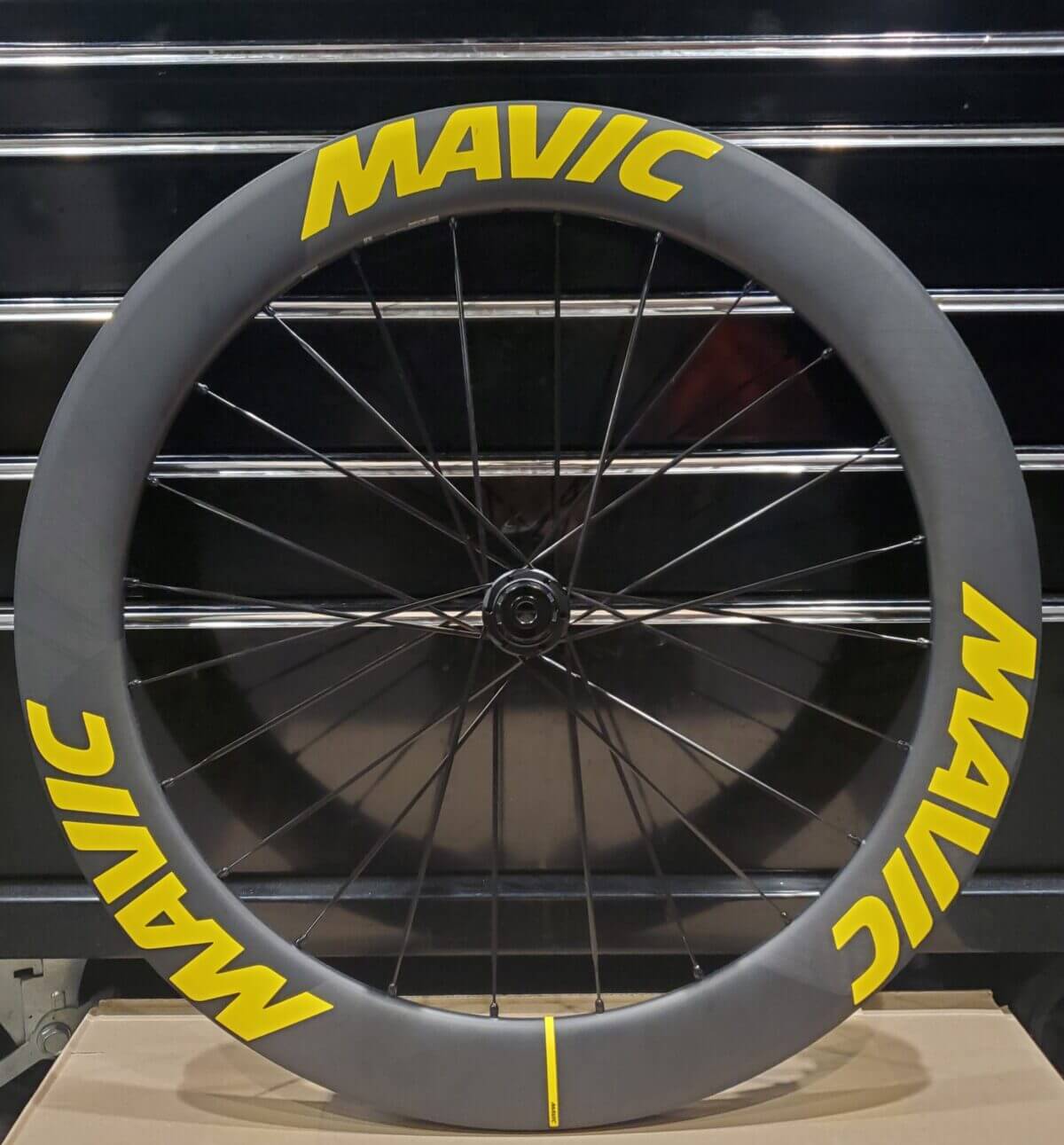 MAVIC】COSMIC SLR 65 Disc Japan限定モデル入荷しました | KAMIHAGI cycle