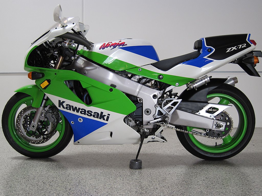 Homologation Special – 1991 Kawasaki Ninja ZX-7R K1 | Bike-urious