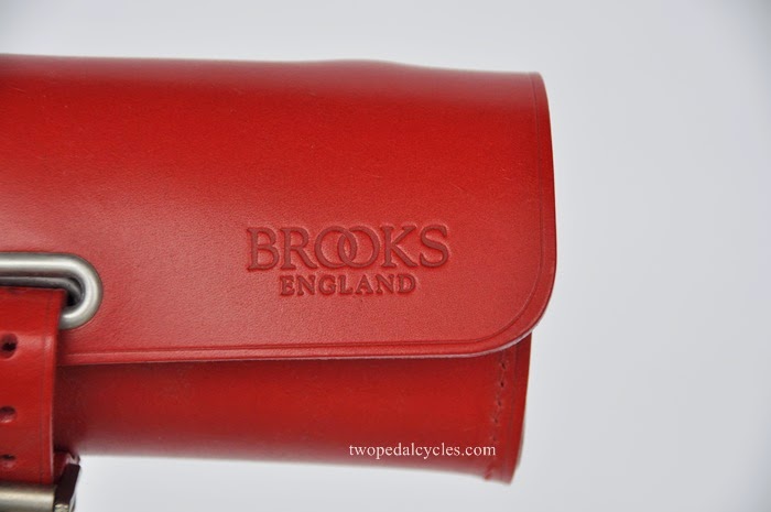 最高級の質感BROOKS(ブルックス）CHALLENGE TOOL BAG（チャレンジ