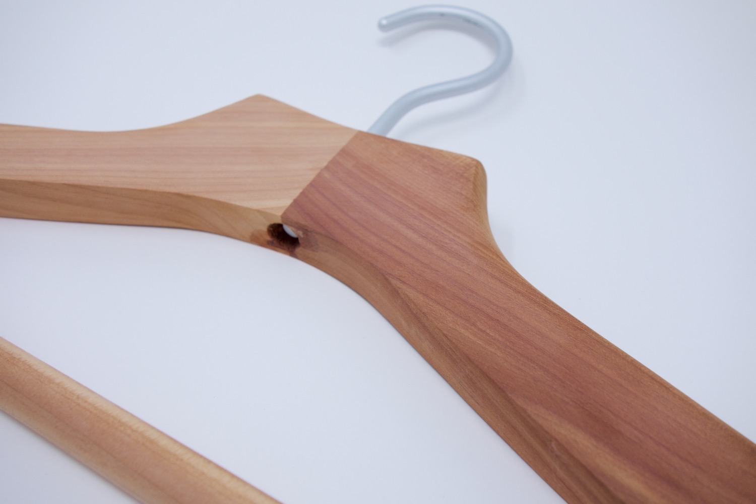hanger18.jpg?resize=1140,760