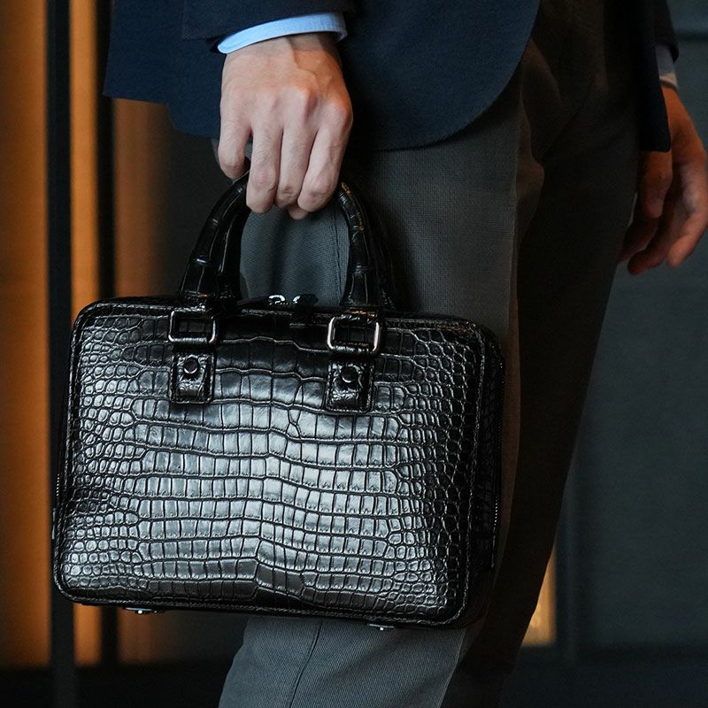 池田工芸】究極の「オールクロコダイル」で仕立てる、会食のための