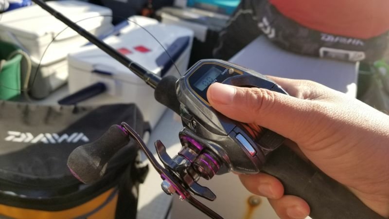 ほぼ1万円！機能が少ないが性能はかなりいいぞ!「LIGHT SW X IC