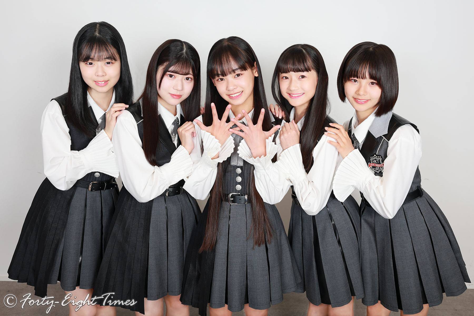HKT48 7期研究生特集記事の連載を開始。5月は5人 | AKB48 Group新聞