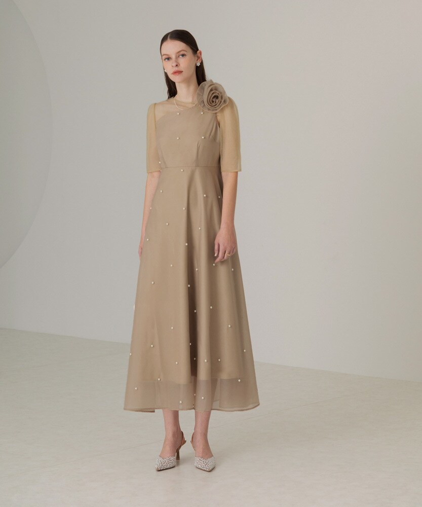 パールアシンメトリーローズモチーフAラインドレス | レジャ(Leja
