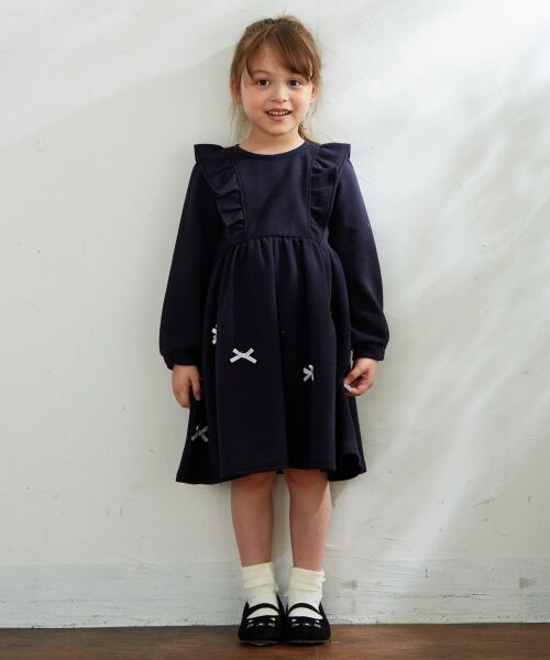 セール】 【100-130cm】フリル 長袖 リボンモチーフ付き ワンピース