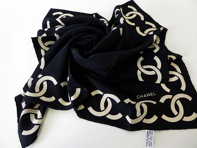 CHANEL シルクスカーフ ブラック CCロゴ 値下げ G-DRAGON愛用シャネル