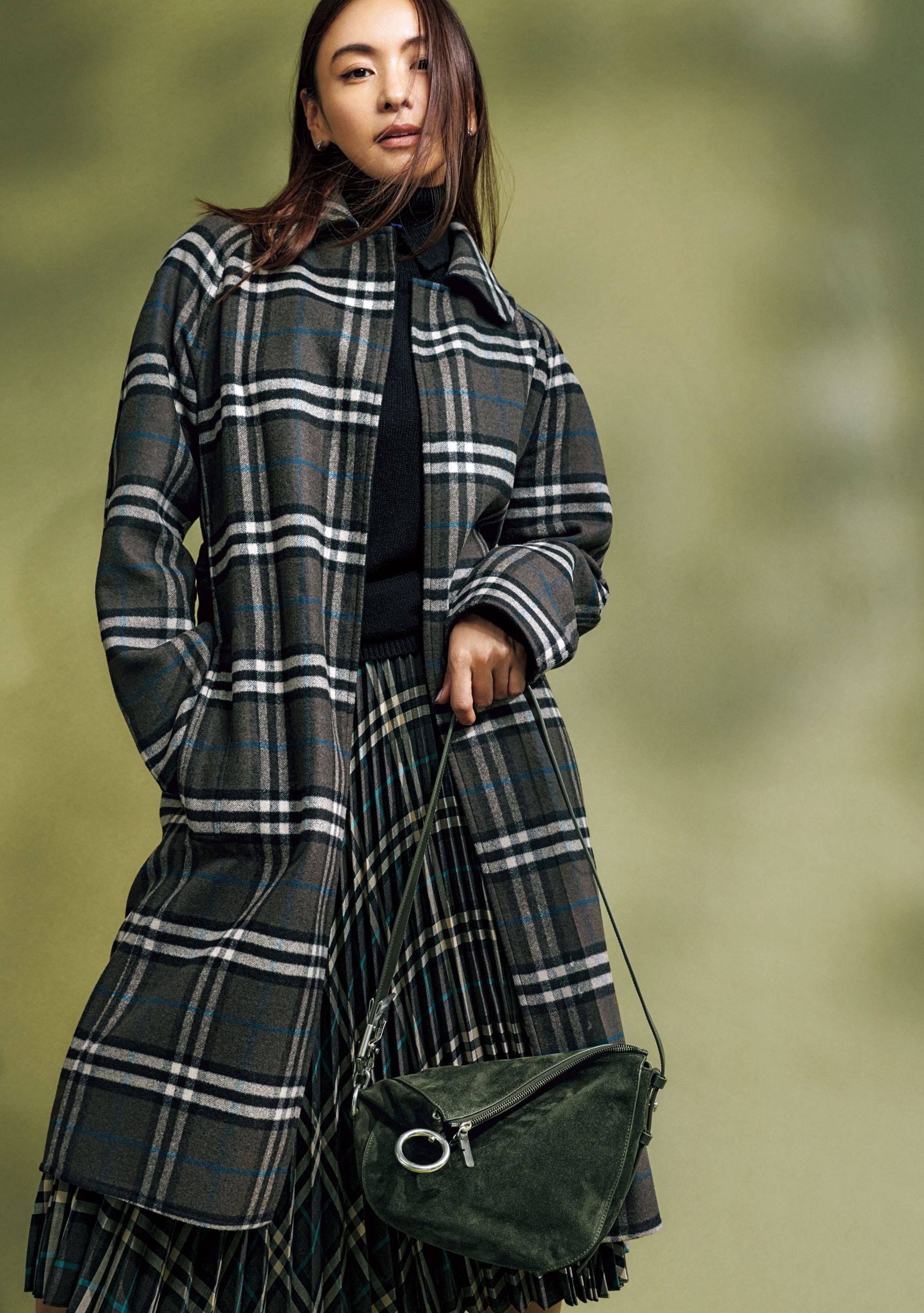 バーバリー〟上手な大人こそオシャレの未来が広がる！ | VERY NaVY