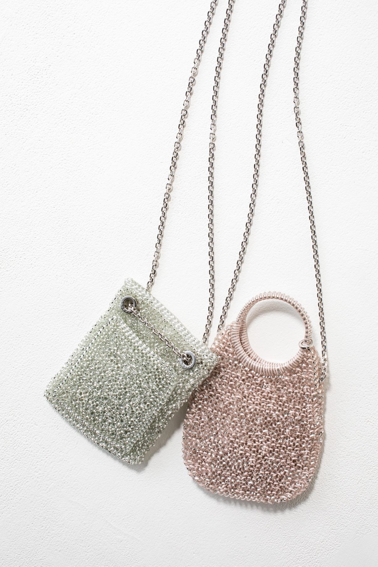 斜め掛け「アンテプリマ」のバッグでなんでもない日もきれいめ！ | VERY