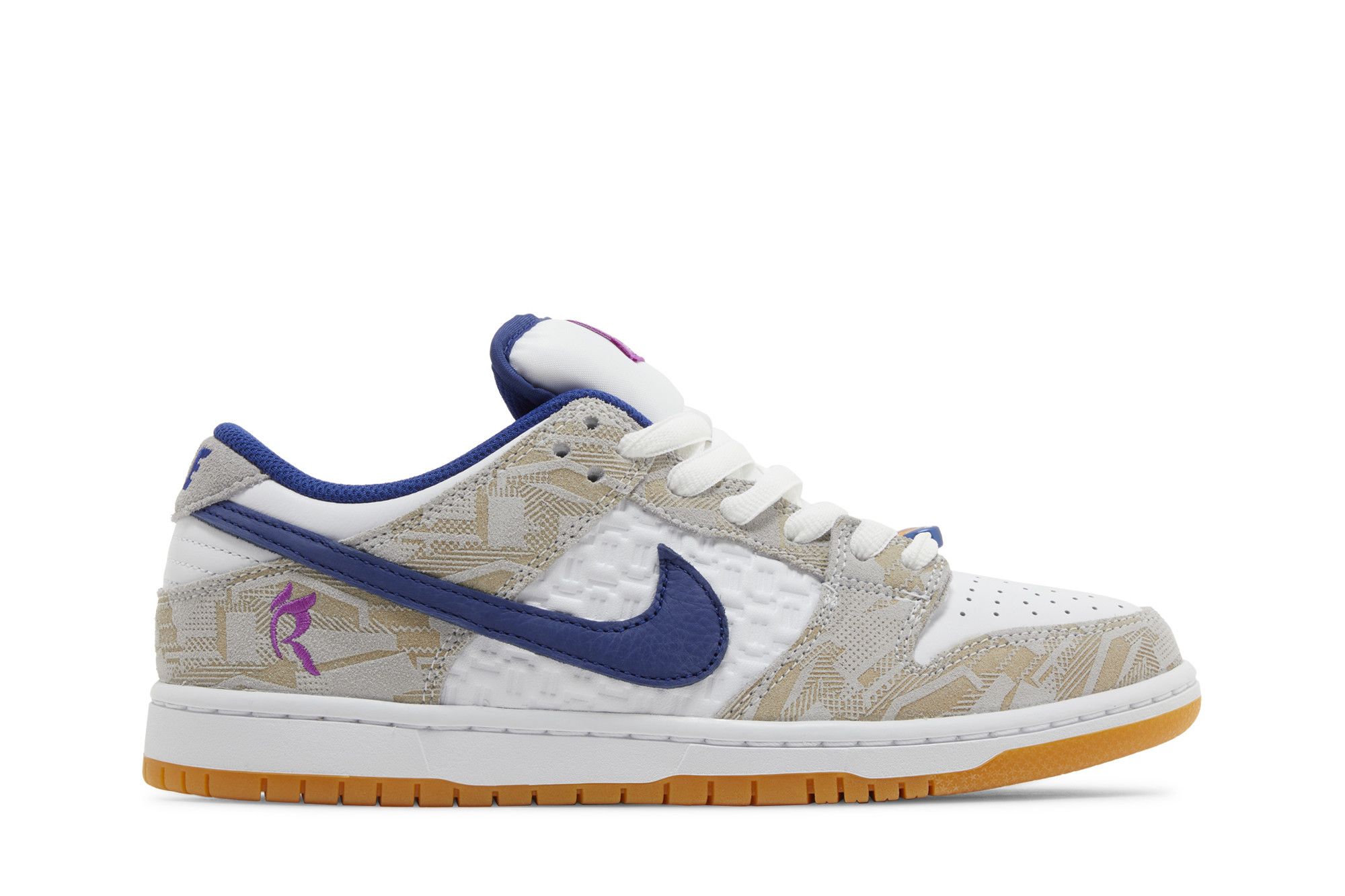 Buy Rayssa Leal x Nike Dunk Low SB - FZ5251 001 | GOAT