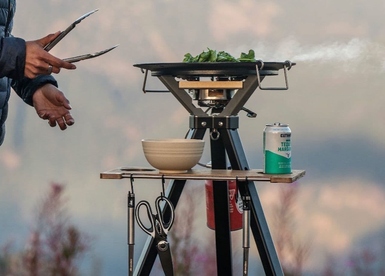 キャンプ飯はスキレットで調理すればもっとおいしい！ クッキング