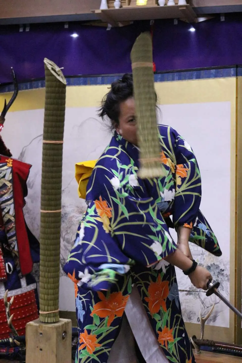 By Osaka Castle】Trial slashing in Bushido with Samurai Sword real