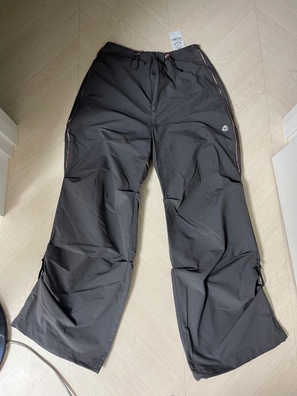 MUSINSA | COYSEIO STRAP LINE PANTS GREY