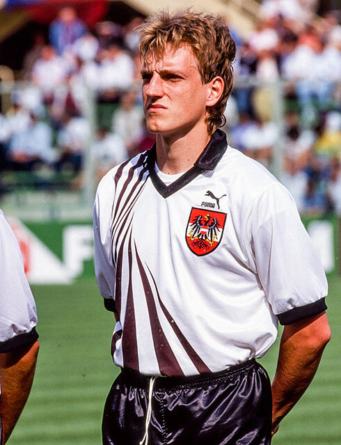 カタールW杯を前に見る、1990年イタリア大会「最高にかっこいい