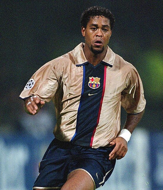 FCバルセロナ、「史上最高の美しきユニフォーム」7選 - ライブドアニュース